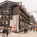 Hellochalet Derby - Heart Of Cervinia, Balcony & Lifts 1 Min Walk Apartment Breuil-Cervinia