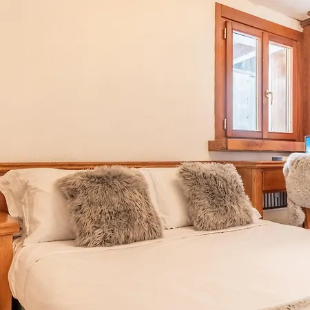 Hellochalet Derby - Heart Of Cervinia, Balcony & Lifts 1 Min Walk * Брей-Червінія