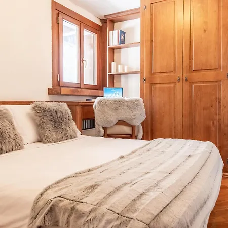 Hellochalet Derby - Heart Of Cervinia, Balcony & Lifts 1 Min Walk Брей-Червінія