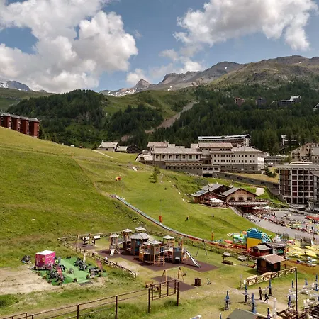 Hellochalet Derby - Heart Of Cervinia, Balcony & Lifts 1 Min Walk *